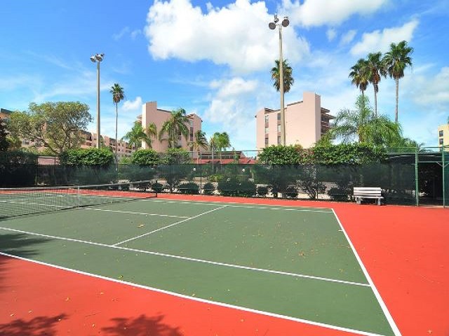 Siesta Breakers Tennis Courts.